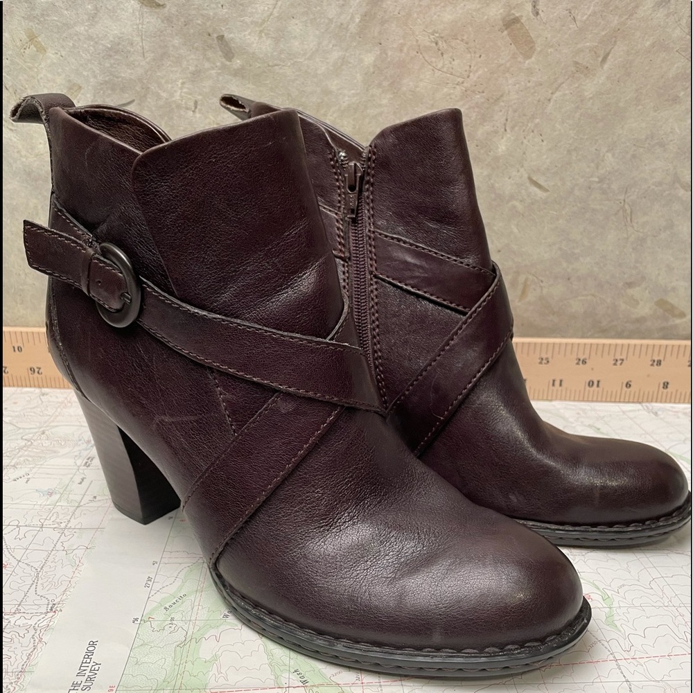 Born Leather Ankle Booties - Picture 10 of 11